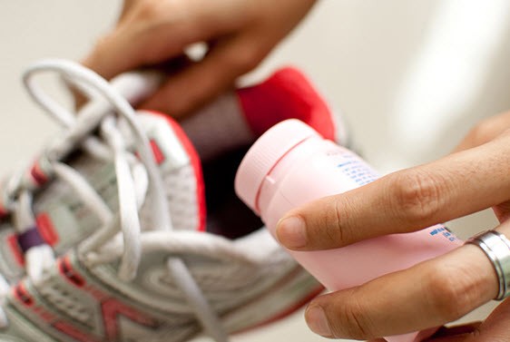 7 façons de se débarrasser des mauvaises odeurs dans les chaussures