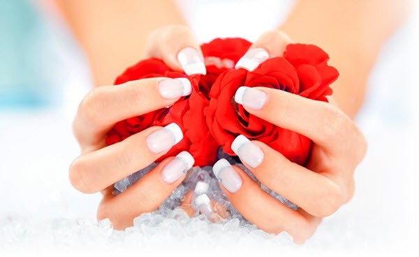 How to make a beautiful manicure at home