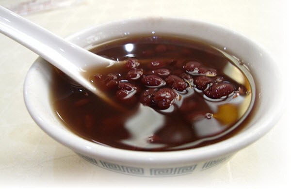Delicious red canned bean soup
