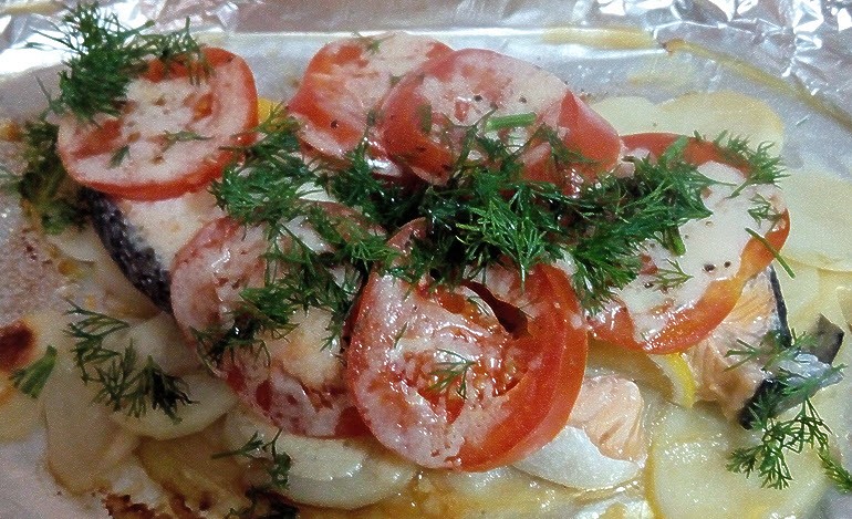 Baked fish (pink salmon) with healthy vegetables!